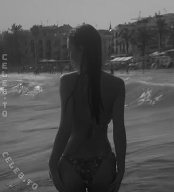 Full leaked Leni dnz private onlyfans photo