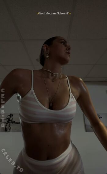 Full leaked Lillimsr private onlyfans photo