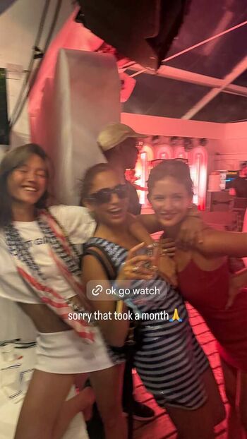 Full leaked Lily chee private onlyfans photo