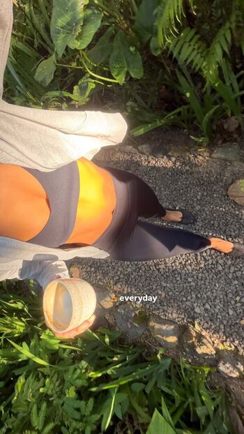 Full leaked Lily chee private onlyfans photo