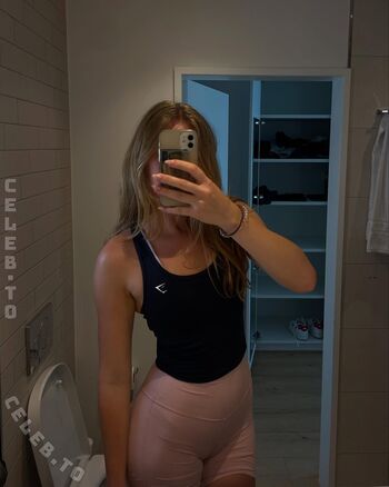 Full leaked Lilyyxfit private onlyfans photo