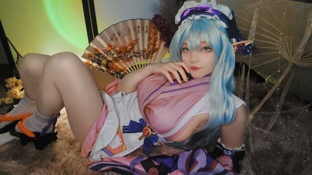 Full leaked Linaneyeon private onlyfans photo