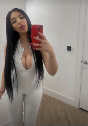 Full leaked Linasaraofficial private onlyfans photo