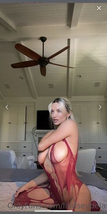 Full leaked Lindsey pelas private onlyfans photo