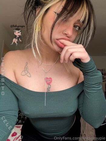 Full leaked Linksgroupie private onlyfans photo