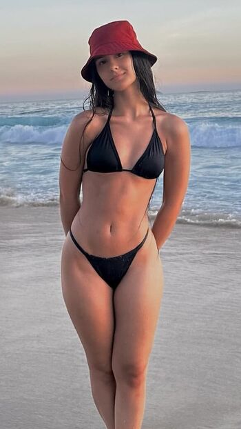 Full leaked Livia araujo private onlyfans photo