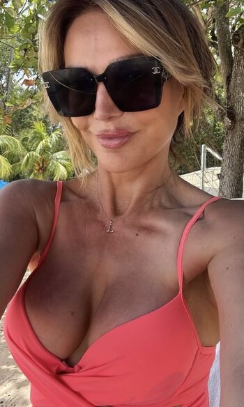 Full leaked Lizzie cundy private onlyfans photo