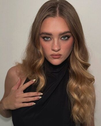 Full leaked Lizzy greene private onlyfans photo