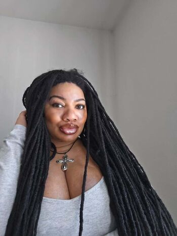 LockedHoneyPrincess