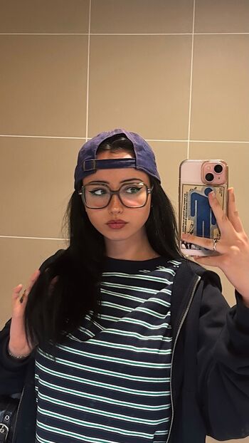 Full leaked Lois dbt private onlyfans photo