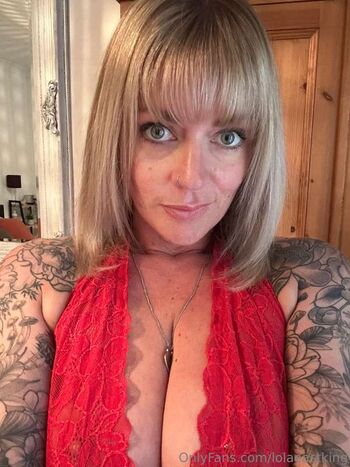 Lola Eastking