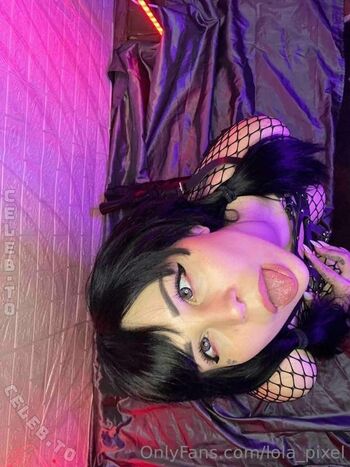 Full leaked Lola pixel private onlyfans photo