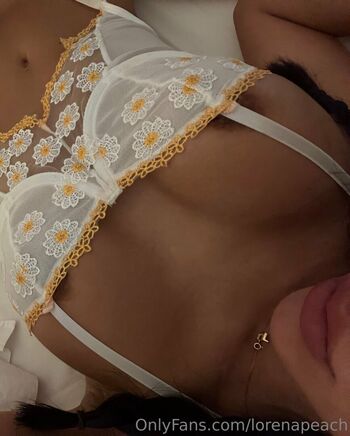 Lorena Peach
