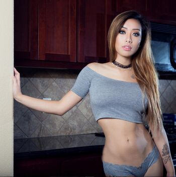 Full leaked Lovelynnc private onlyfans photo