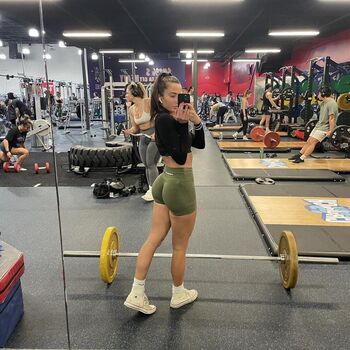 Full leaked Lrizz private onlyfans photo