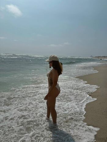 Lucero Balboa Hotwife