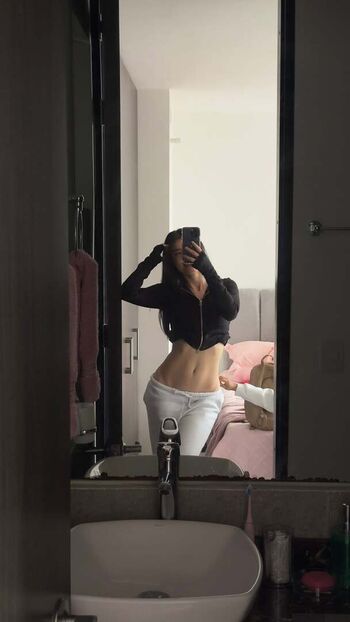 Luisa Valencia