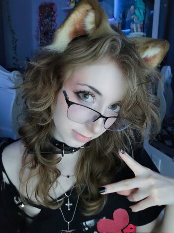 Full leaked Luvless kitty private onlyfans photo