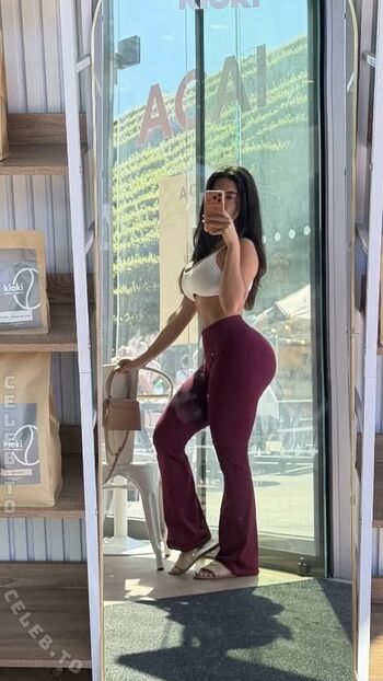 Full leaked Lya aylin private onlyfans photo