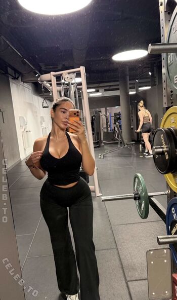 Full leaked Lya aylin private onlyfans photo