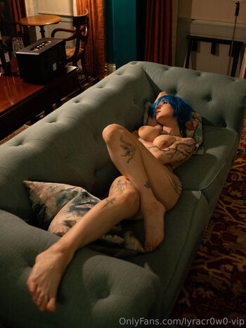 Full leaked Lyra crow  page private onlyfans photo