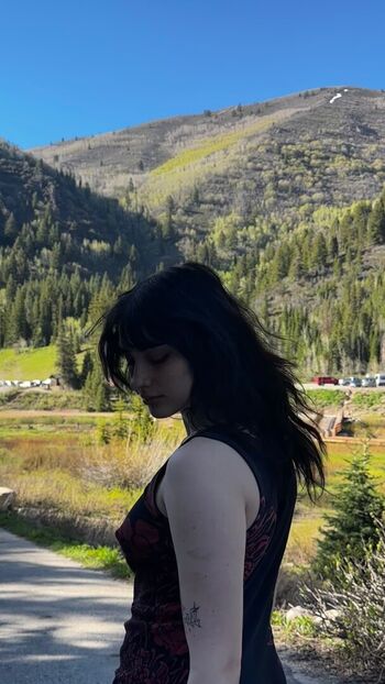 Full leaked Lyricsliife private onlyfans photo