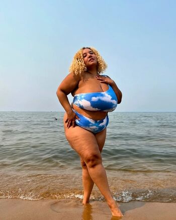 Full leaked Madeline s private onlyfans photo