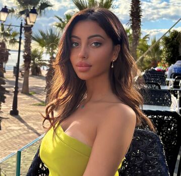 Full leaked Maelatib private onlyfans photo