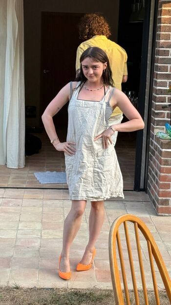 Full leaked Maisie williams private onlyfans photo