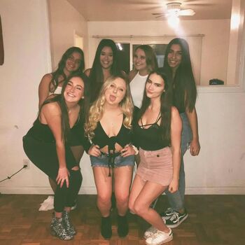 Full leaked Mallory m private onlyfans photo