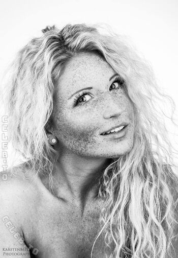 Full leaked Malue mathilde private onlyfans photo