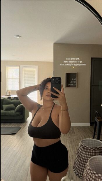 Full leaked Mandaamariahh private onlyfans photo