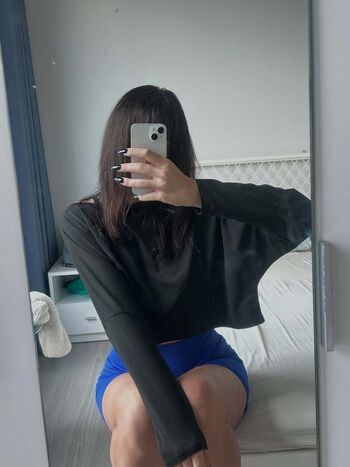 Full leaked Manon lara private onlyfans photo