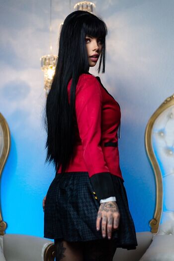 Marjo Suicide