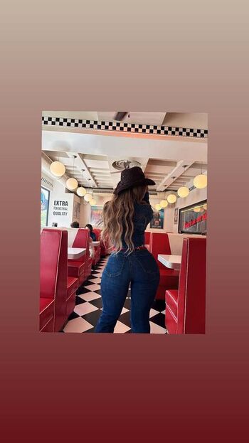 Full leaked Melekwhoo private onlyfans photo