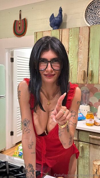 Full leaked Mia khalifa  page private onlyfans photo