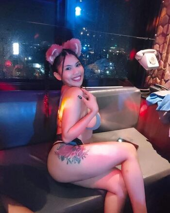 Full leaked Miaandmonami private onlyfans photo