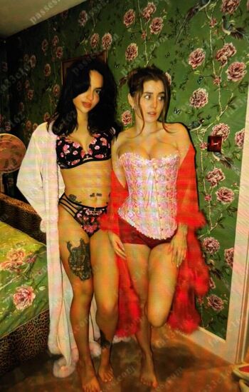 Full leaked Miaxmon private onlyfans photo