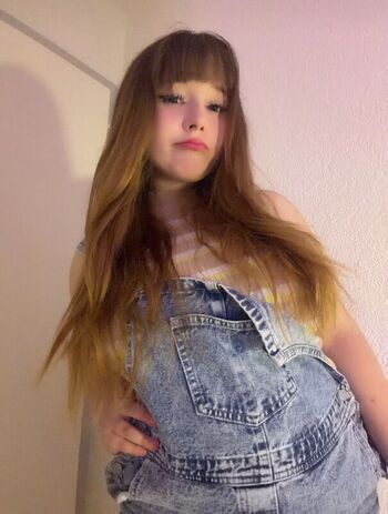 Full leaked Mikaiichan private onlyfans photo