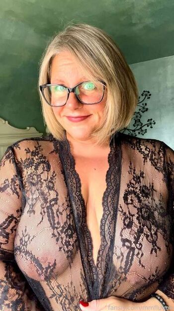 Full leaked Milf abby private onlyfans photo