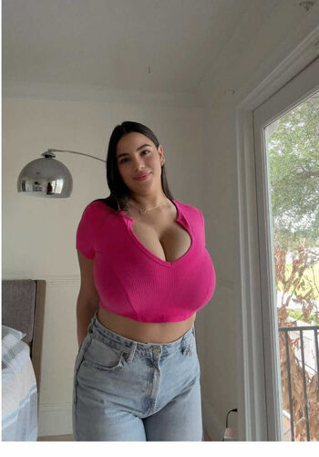 Full leaked Slimthickbri/ private onlyfans photo