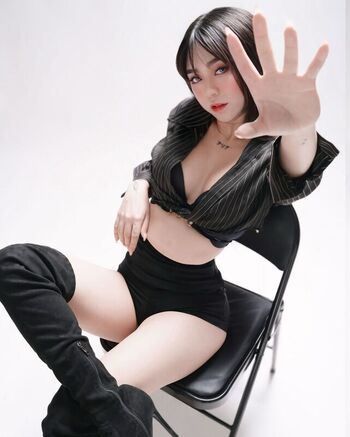 Full leaked Mina syu private onlyfans photo