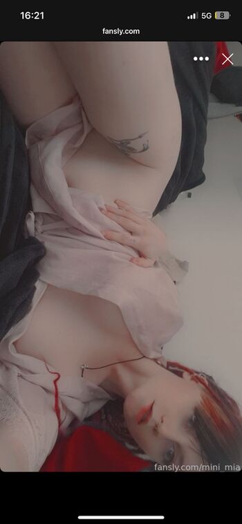 Full leaked Mini mia private onlyfans photo