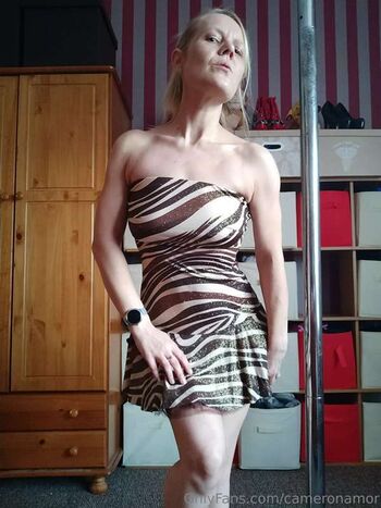 Miss Cameron Amor Xxx