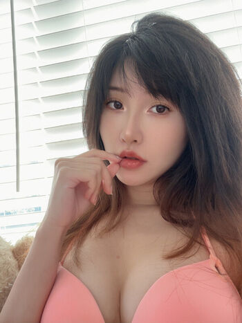 Full leaked Misswarmj page private onlyfans photo