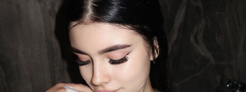Full leaked Mona milk page private onlyfans photo