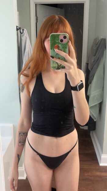 moonbabyy98