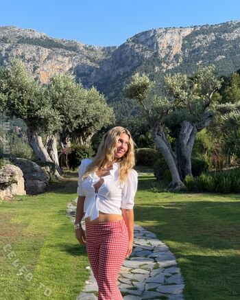 Full leaked Mrs bella private onlyfans photo