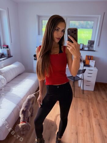 Full leaked Mrs vickeey private onlyfans photo
