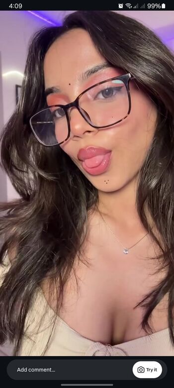 Full leaked Muskan karia private onlyfans photo